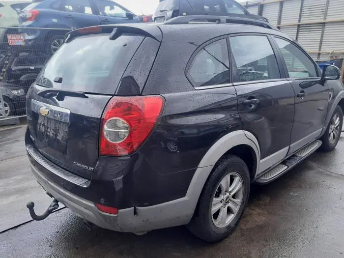 Drzwi prawe tylne wersja 4-drzwiowa Chevrolet Captiva