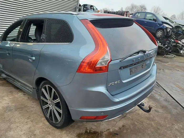 Mechanizm blokady drzwi lewych tylnych wersja 4-drzwiowa Volvo XC60