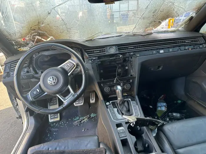 Przelacznik swiatel Volkswagen Passat
