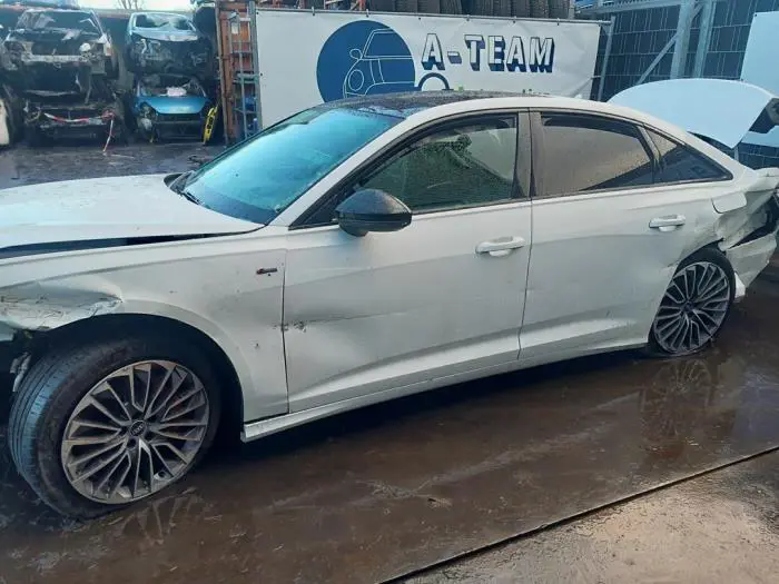 Os napedowa lewy tyl Audi A6