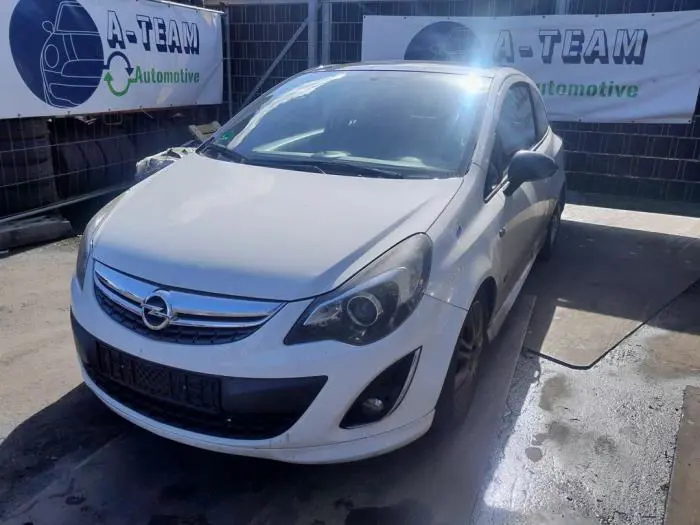 Zderzak przedni Opel Corsa