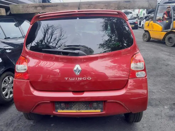 Os tylna napedu na przednie kola Renault Twingo