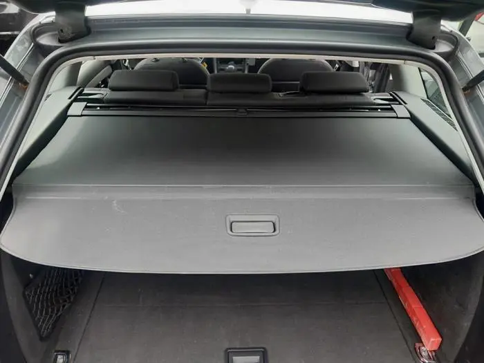 Plandeka przedzialu bagazowego Audi A4