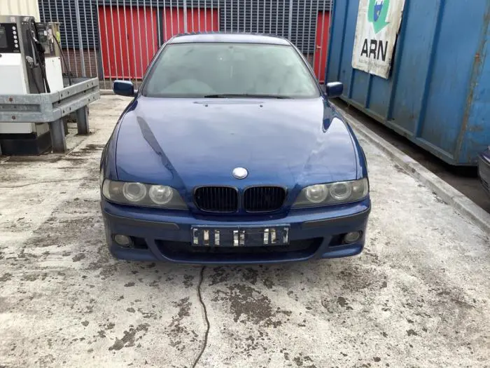 Przepustnica BMW M5