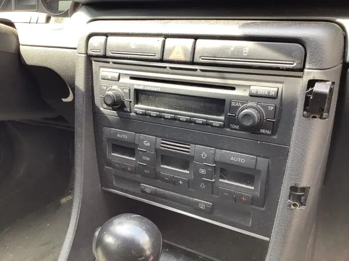 Radioodtwarzacz CD Audi A4