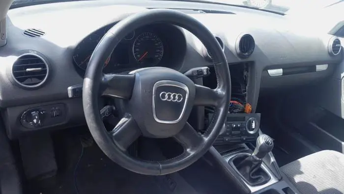 Tablica rozdzielcza Audi A3