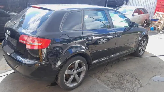 Pokrywa wlewu paliwa Audi A3