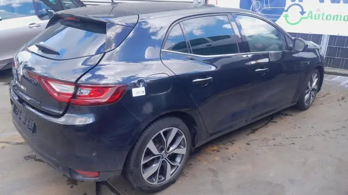 Pokrywa wlewu paliwa Renault Megane