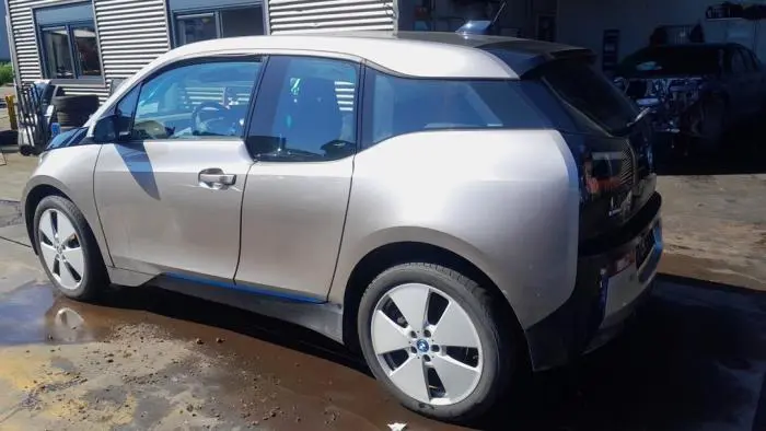 Drzwi lewe tylne wersja 4-drzwiowa BMW I3