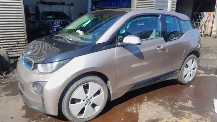 Drzwi lewe przednie wersja 4-drzwiowa BMW I3