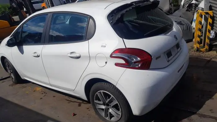 Drzwi lewe tylne wersja 4-drzwiowa Peugeot 208