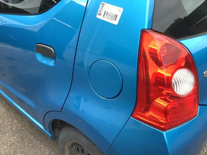 Pokrywa wlewu paliwa Suzuki Alto