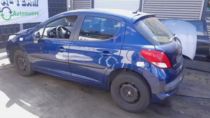 Pokrywa wlewu paliwa Peugeot 207