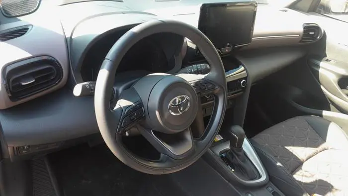 Tablica rozdzielcza Toyota Yaris Cross