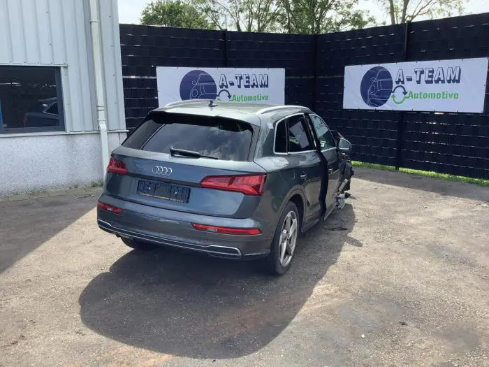 Pas bezpieczenstwa srodkowy tyl Audi Q5