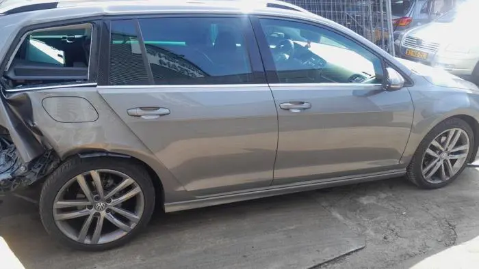 Pokrywa wlewu paliwa Volkswagen Golf