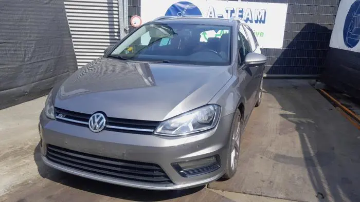 Scherm links-voor Volkswagen Golf