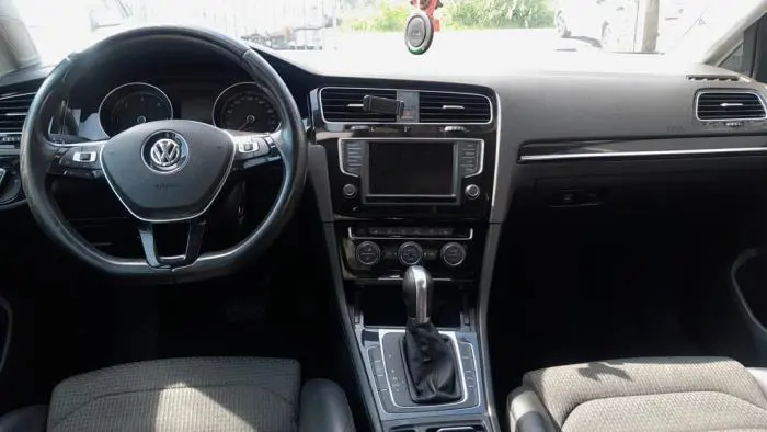 System nawigacji Volkswagen Golf