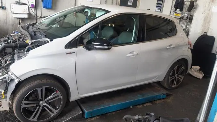 Silnik i mechanizm wycieraczki Peugeot 208