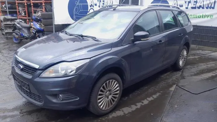 Ekran lewy przód Ford Focus