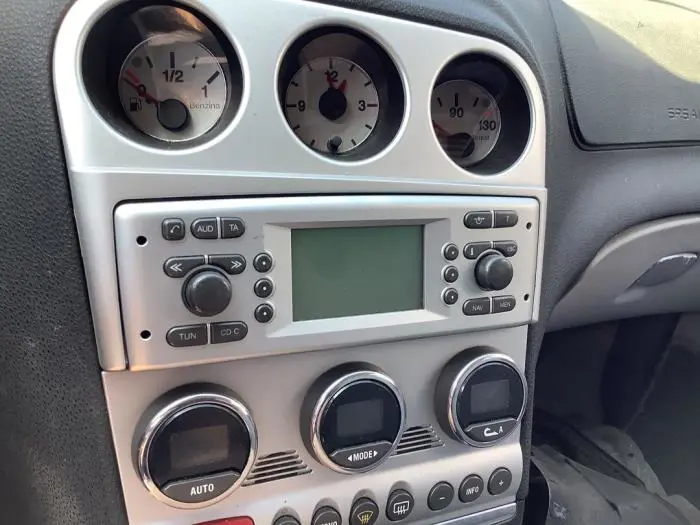 Radioodtwarzacz CD Alfa Romeo 156