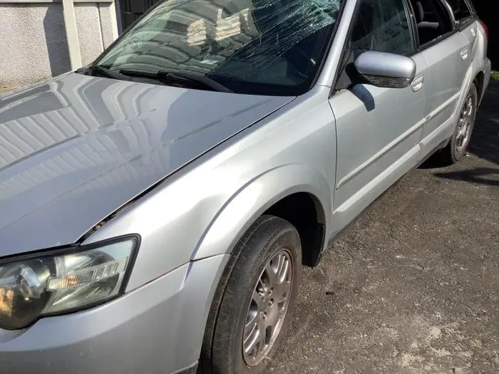 Ekran lewy przód Subaru Outback