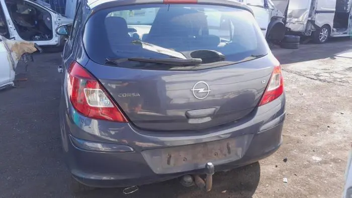 Tyl (kompletny) Opel Corsa