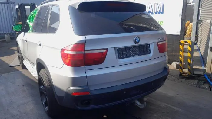 Wahacz zawieszenia lewy tyl BMW X5