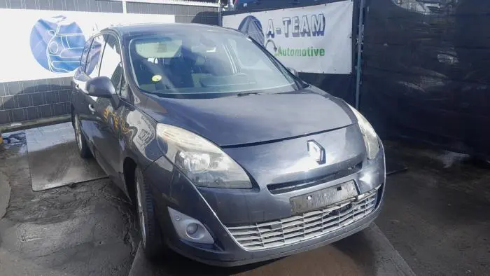 Sworzen prawy przód Renault Grand Scenic