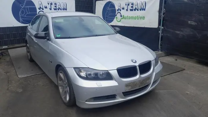 Wahacz zawieszenia prawy przód BMW 3-Serie