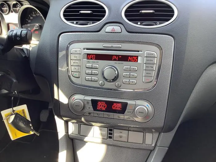 Radioodtwarzacz CD Ford Focus