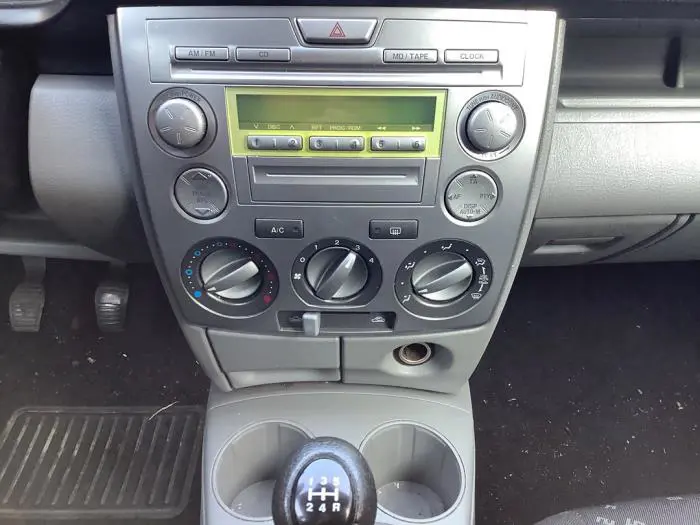 Radioodtwarzacz CD Mazda 2.