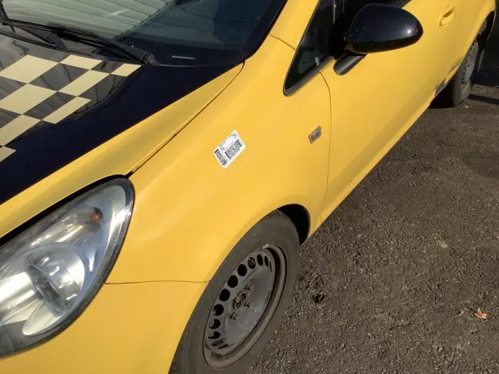 Ekran lewy przód Opel Corsa