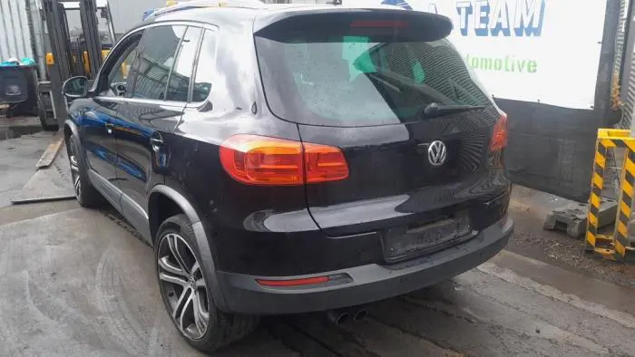 Wahacz zawieszenia lewy tyl Volkswagen Tiguan