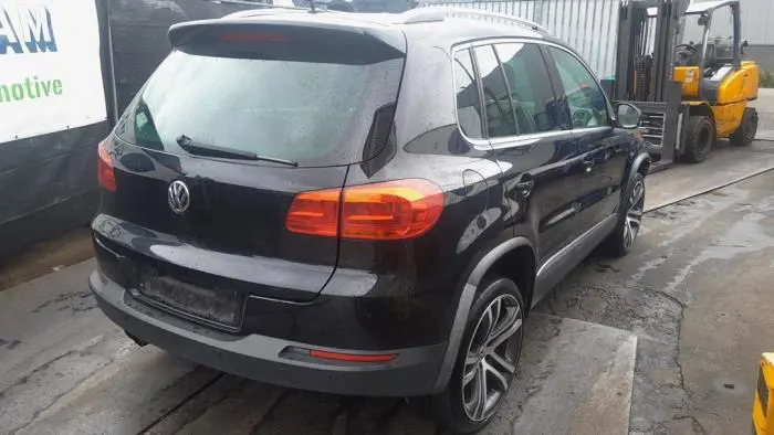 Wahacz zawieszenia prawy tyl Volkswagen Tiguan