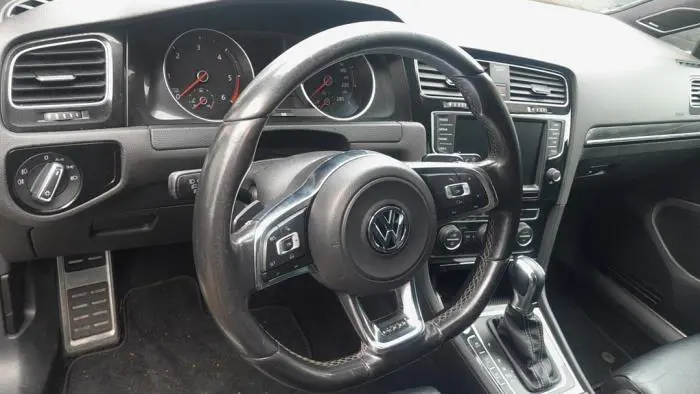 Tablica rozdzielcza Volkswagen Golf