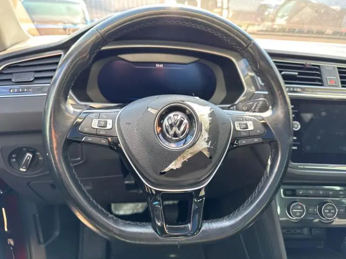 Kierownica Volkswagen Tiguan