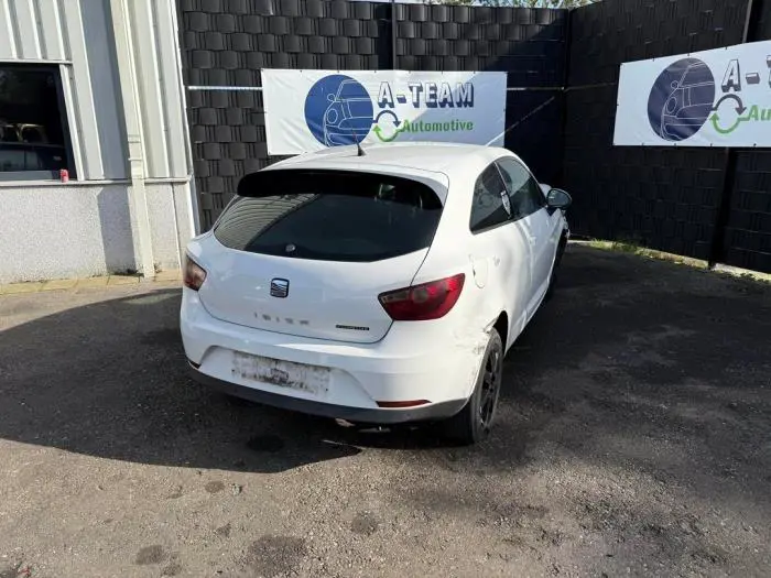 Pas bezpieczenstwa lewy tyl Seat Ibiza