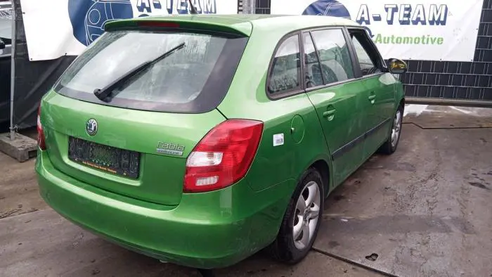 Pokrywa wlewu paliwa Skoda Fabia