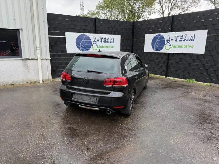 Wahacz zawieszenia lewy przód Volkswagen Golf