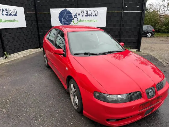 Reflektor prawy Seat Leon