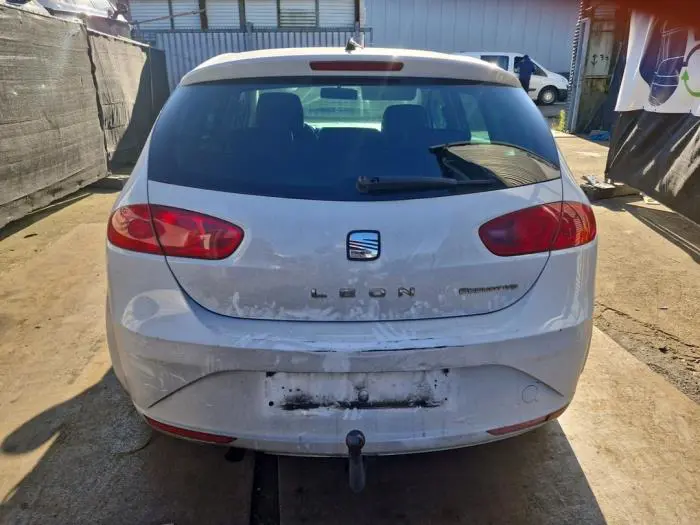 Tylne swiatlo pozycyjne lewe Seat Leon