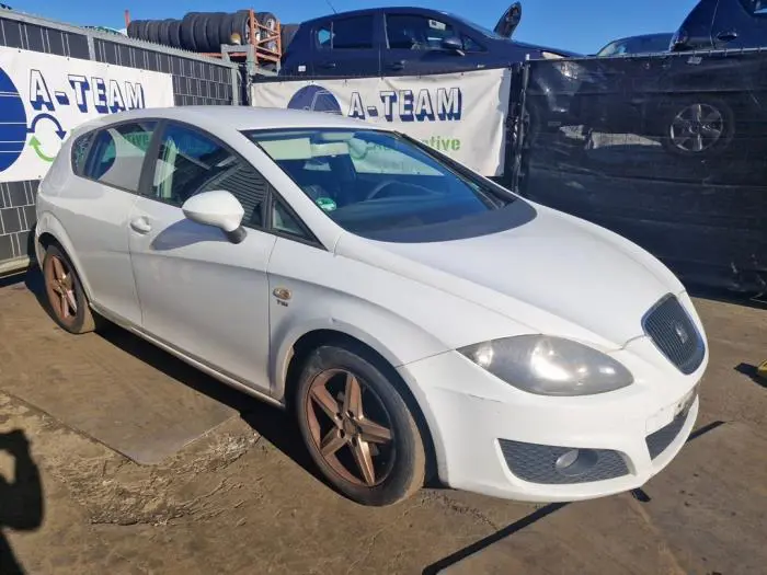 Lusterko zewnetrzne prawe Seat Leon