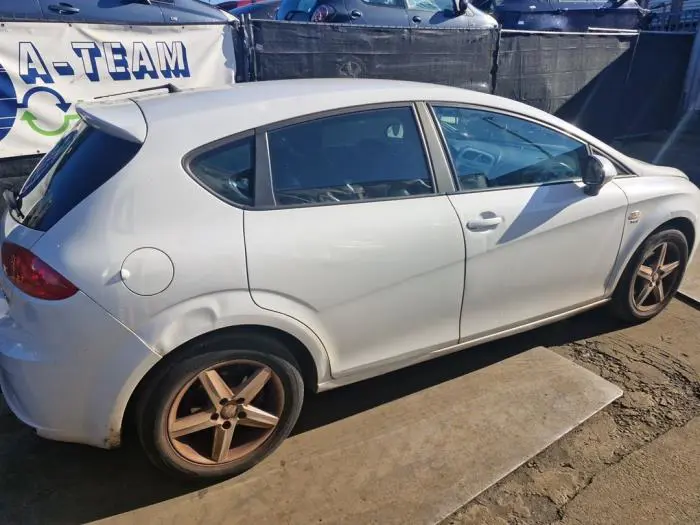 Pokrywa wlewu paliwa Seat Leon