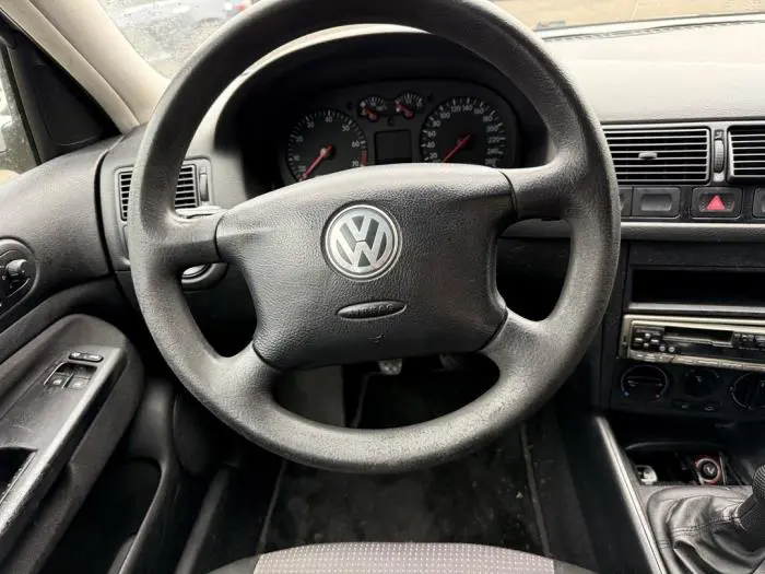 Tablica rozdzielcza Volkswagen Golf