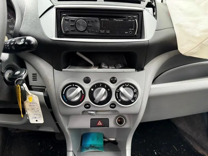 Panel sterowania nagrzewnicy Suzuki Alto