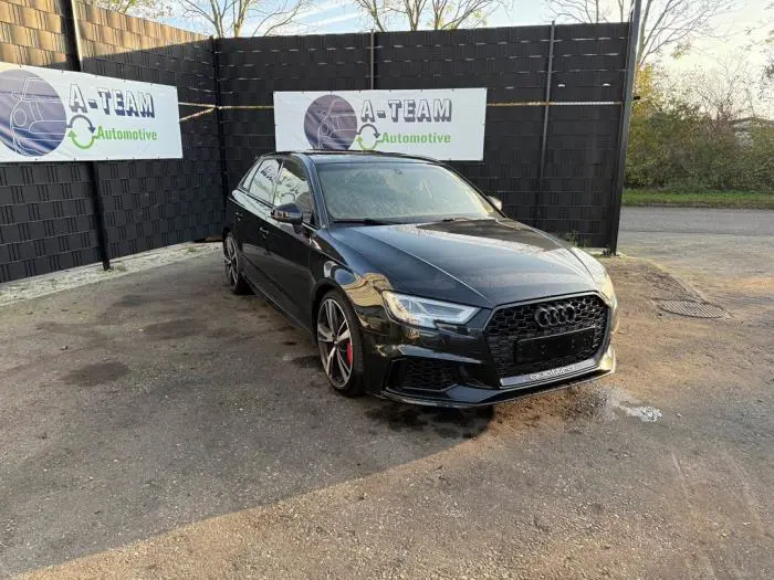 Zestaw obreczy i opon Audi RS3