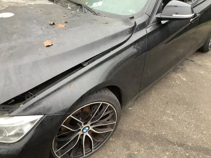 Ekran lewy przód BMW M3