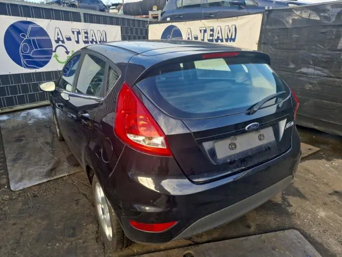 Tylne swiatlo pozycyjne lewe Ford Fiesta